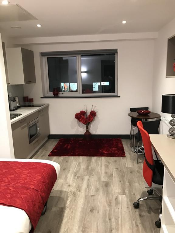 Citi Residences Serviced Rooms/ Apartments Luton  Exterior foto